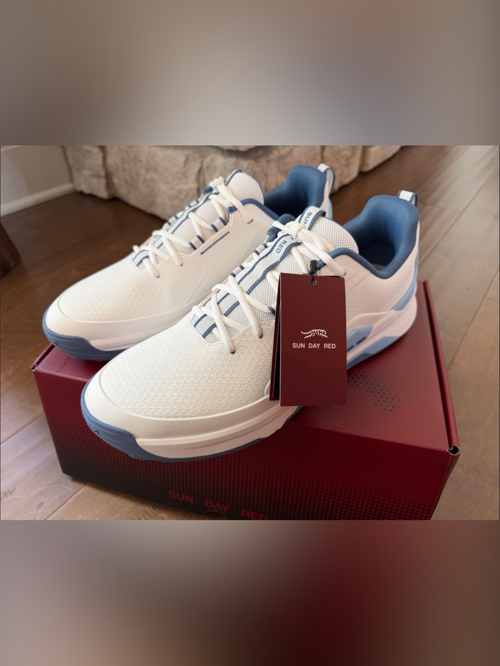 Men’s Sun Day Red (Tiger Woods) Golf Shoes - Presidio - White and Blue